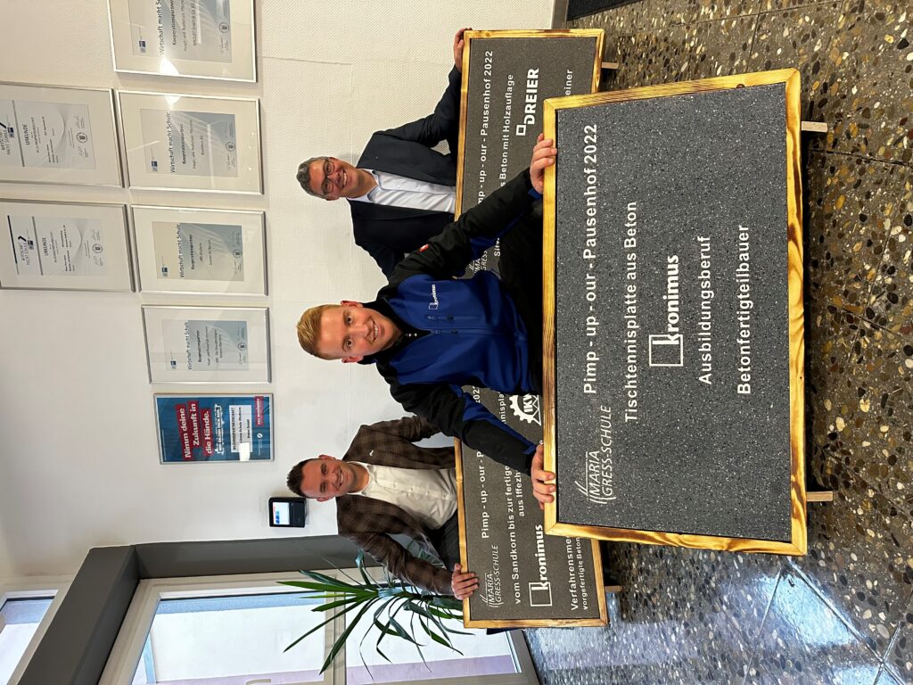 Uebergabe-Betonplatten_Projekt-Pimp-up-our-Pausenhof